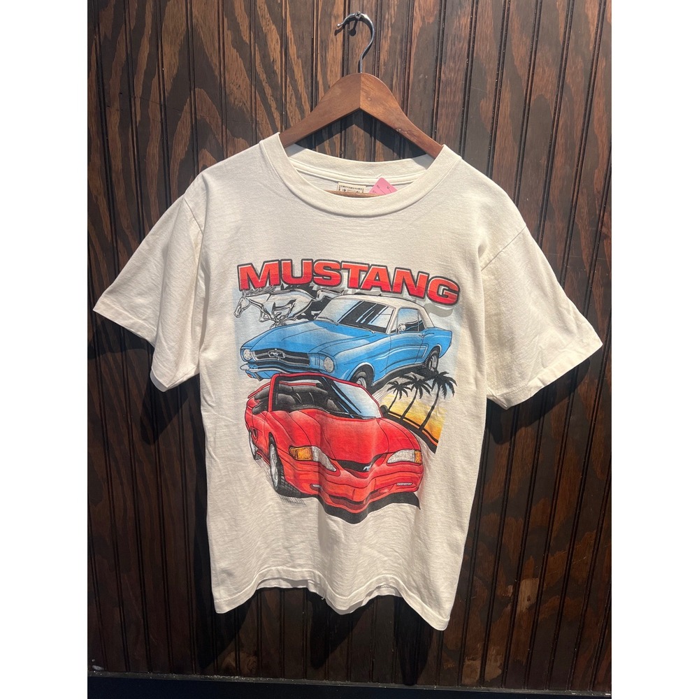 Vintage 80s Ford Mustang Graphic T-Shirt Cream Mens Large Muscle Car Racing Tee
